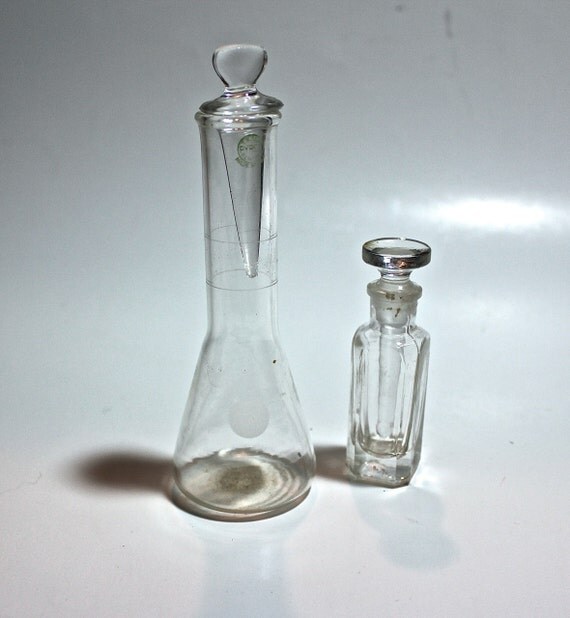 Vintage Lab Bottles/ Pyrex Beaker with Stopper and Glass