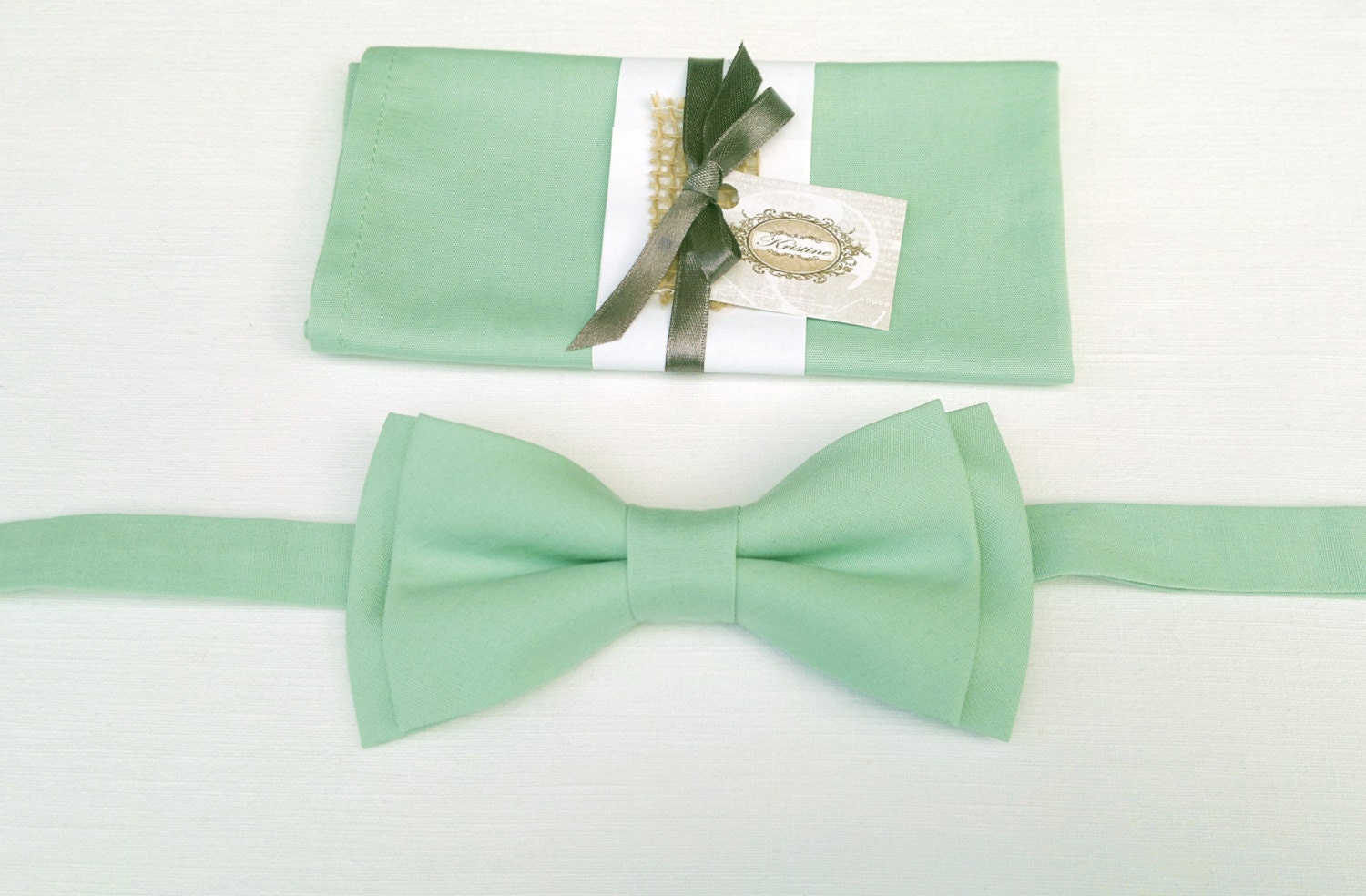 Men's wedding set bow tie & pocket square mint green.