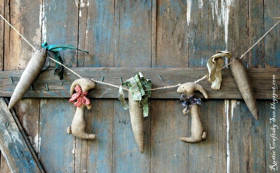 Easter Garland-Easter Primitive Bunnies Garland-Easter Primitive Wall Decoration-Rustic Country Garland