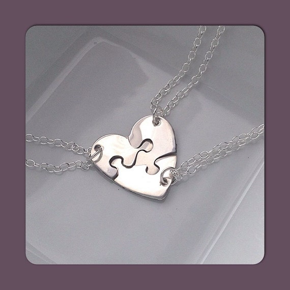 Three piece heart necklace Clearance