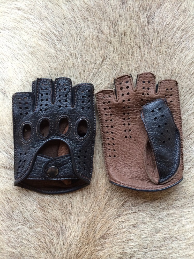 Men's Driving Peccary Leather Gloves by leathergloves4u on Etsy