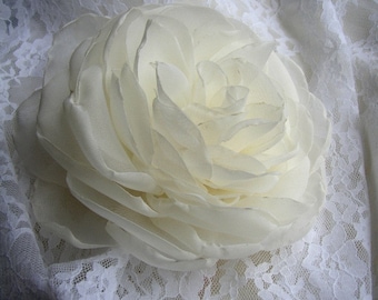 Wedding Hairpiece, Bridal Headpiece, Peony Flower, Ivory White Hair Clip, Simple Hair Flower, Bridal Hair Piece, Wedding Hair Accessories