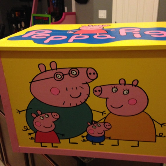 peppa pig hand made toy box wood hand painted by MommyAndMeVegas