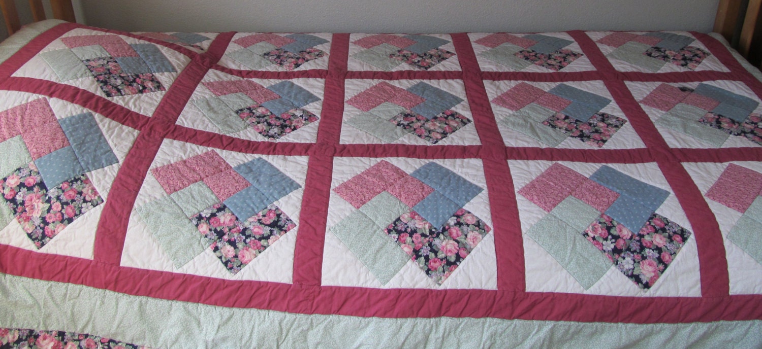 TWIN SIZE Vintage QUILT by CellarDeals on Etsy