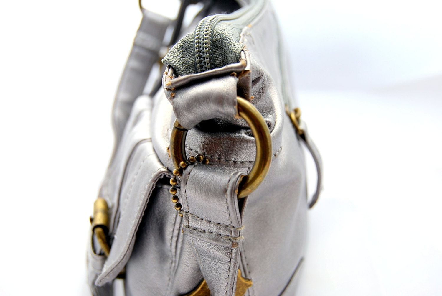 silver coloured leather bag for woman by Scandicreations on Etsy