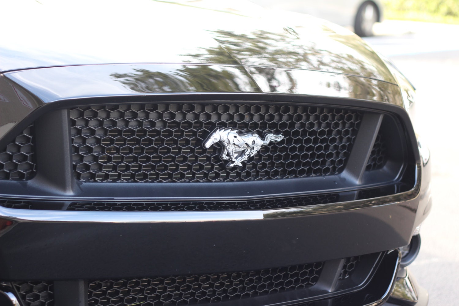 Ford Mustang 2015 17 Custom Grill Emblem