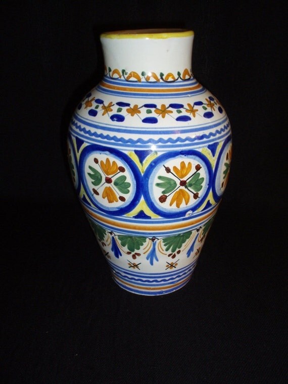 gorgeous-vintage-spanish-pottery-vase-handpainted-signed