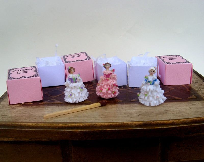 Miniature porcelain dolls