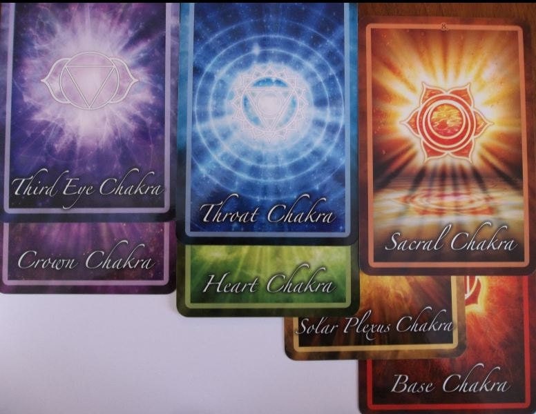 Chakra Insight Oracle: A Transformational 49-Card Deck by Caryn Sangster (Englis Chakra Insight Oracle: A Transformational 49-Card Deck by Caryn Sangster (Englis