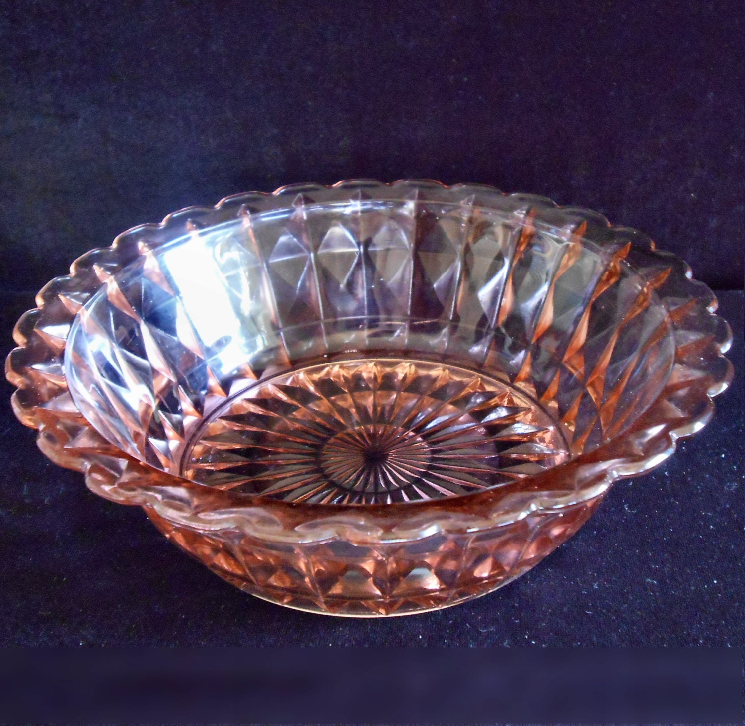 vintage-pink-depression-glass-divided-dish-diamond-pattern-weave-border-antique-price-guide