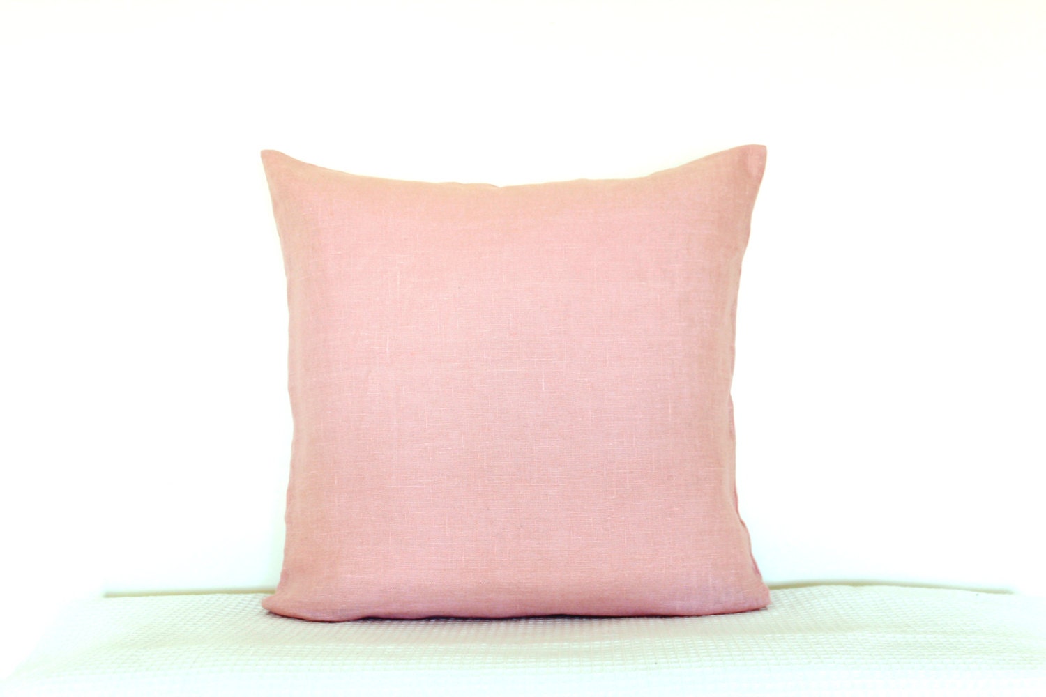 Dusty Pink linen pillow cover. Modern Spring Home decor by