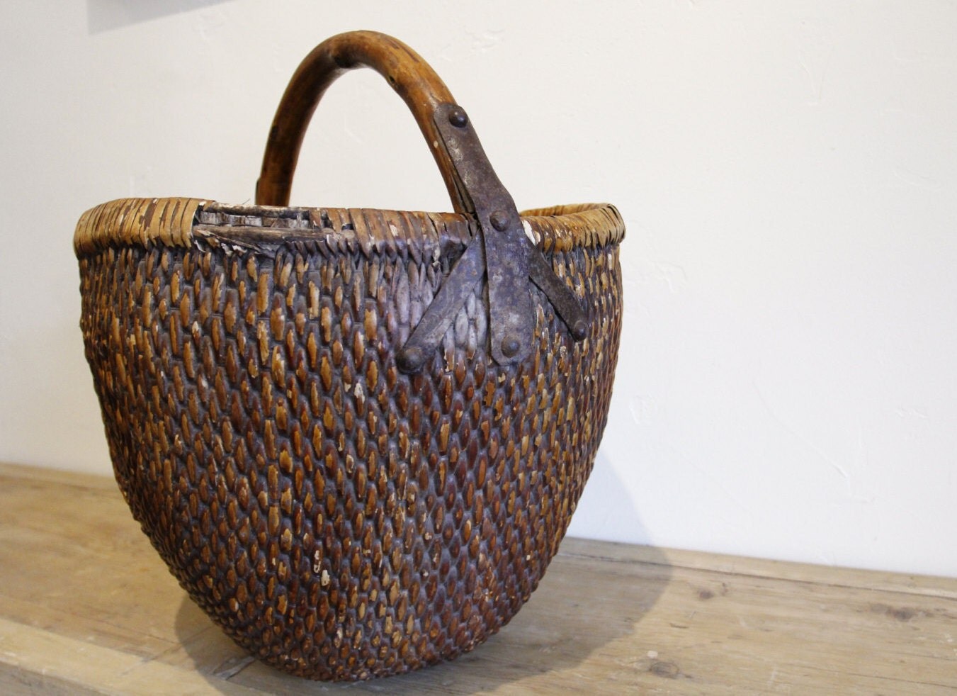 Antique Chinese Willow Basket Vintage Wooden Handle Basket