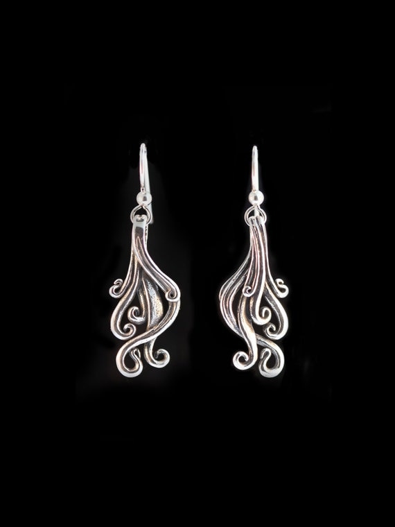 •LITTLE TOWERS• intarsia + silver dangle earrings main image 1