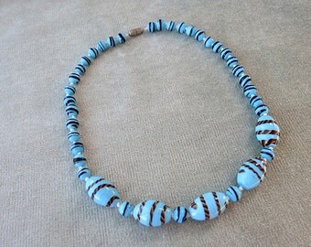 18" Vintage Venetian Murano Glass Beads Necklace