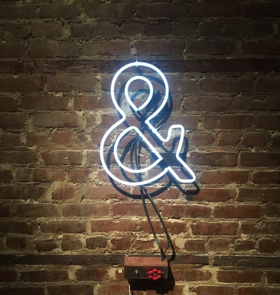 Neon Ampersand - Ready-made Neon