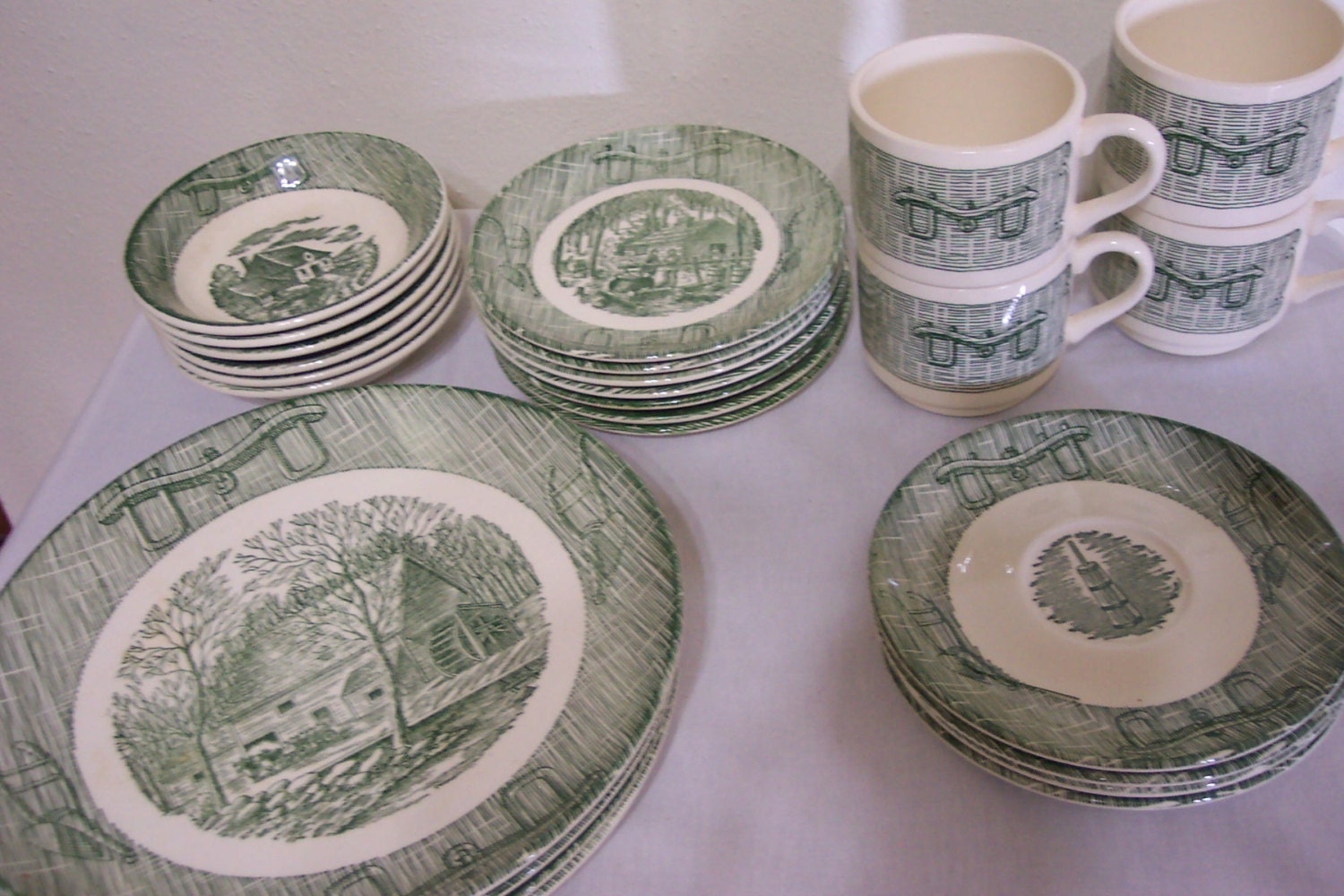 Currier and Ives Set Of 25 Green and White Transferware Scio
