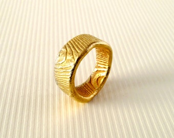 For Men Jewelry 18kt Gold Ring Band Cast With Cuttlebone