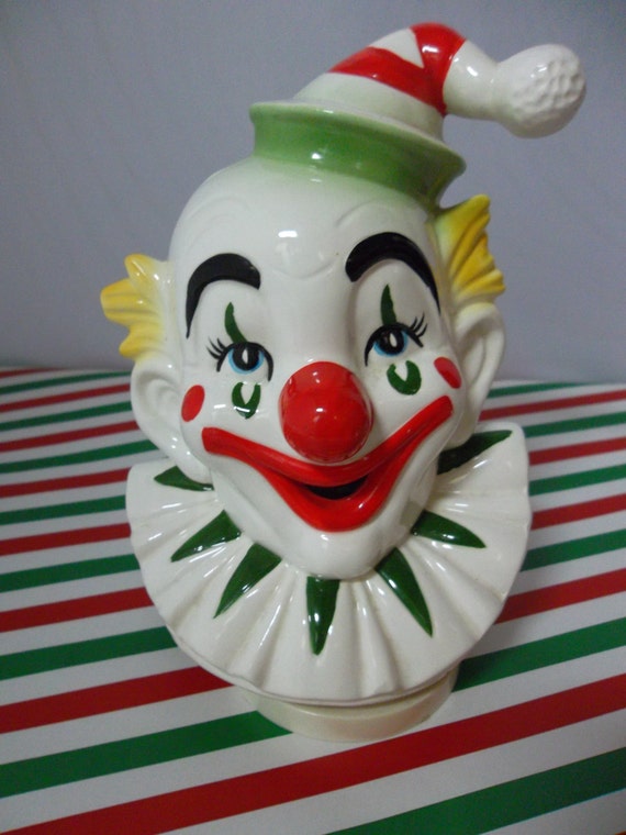 1979 Schmid Hand Painted Musical Clown Figurine Send In