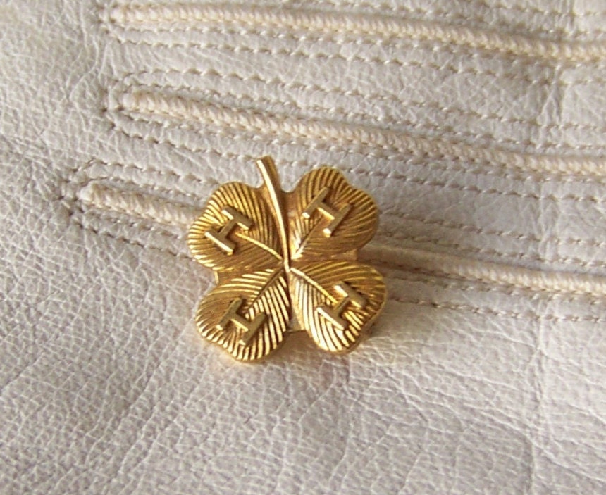 Vintage 4 H Award Gold Clover Pin 4 H Membership By CynthiasAttic