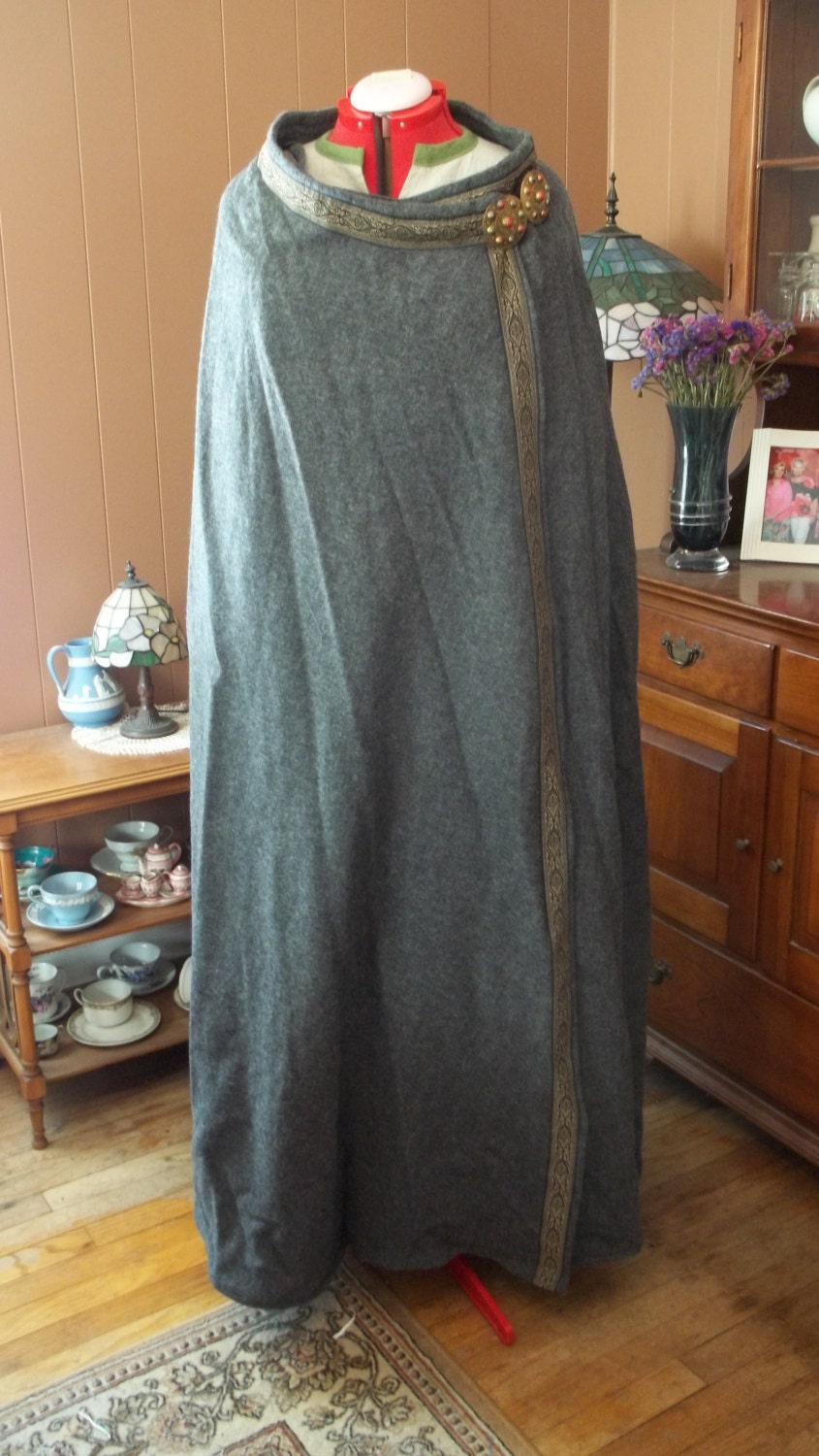 Heavy Gray Wool Cloak with Black and Gold Trim by LARPEssentials