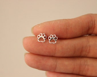 Sterling silver dog paw earrings, stud earrings, silver stud earrings, puppy, cute earrings, tiny studs, children earrings, teen,