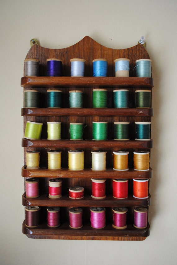 Wooden Vintage Thread Holder