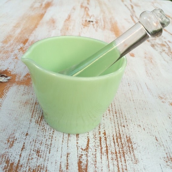 Jadeite Mortar + Glass Pestle // Depression Glass