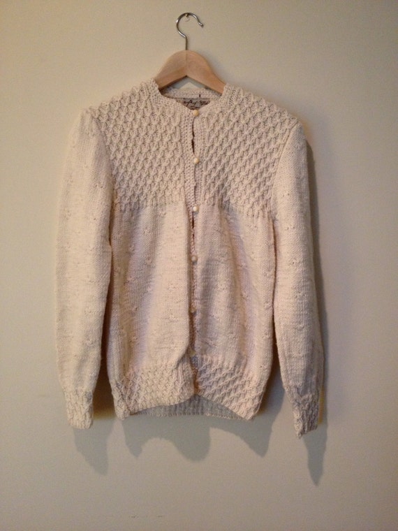Vintage White Hand Knit Whool Button Up Sweater. Cream