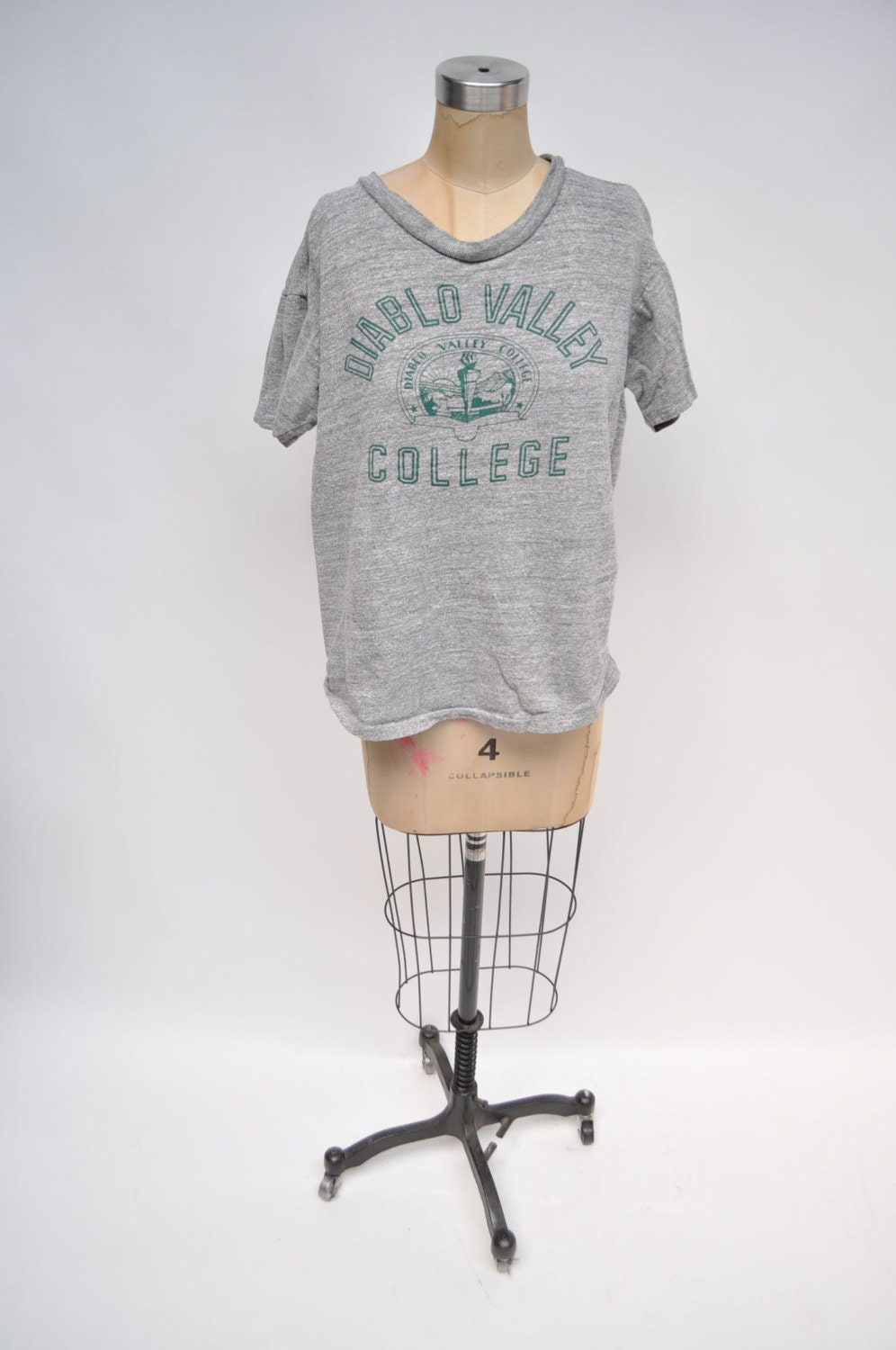 shirt college t valley diablo vintage shirt t COLLEGE DIABLO tshirt VALLEY 1960s collegiate shirt college t valley diablo vintage shirt t COLLEGE DIABLO tshirt VALLEY 1960s collegiate