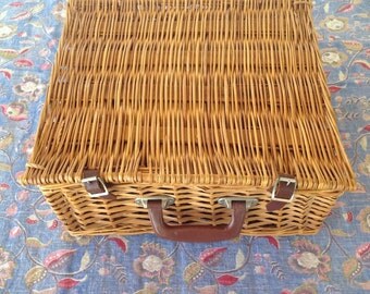 Vintage Wicker Picnic Basket Optima Storrington Vintage Picnic Basket Hamper Buckle Picnic Basket English Picnic Hamper Vintage Optima