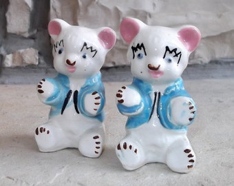 CUTE.... Vintage.... Little Bear.... SALT & PEPPER Shakers...Blue and White...Handpainted