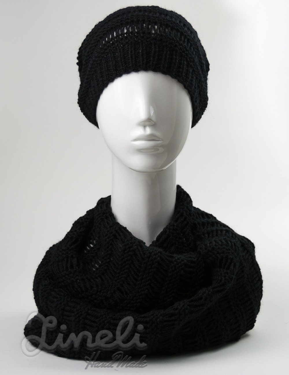 All Listings Disney Little Girls Fuchsia Black Minnie Pattern Knit Hat Gloves Set One Size. Sold by Sophias Style Boutique Inc + 2. $ $ Foemo Kids' Ribbed Knit Winter Hat and Scarf Set. Sold by shopnew-5uel8qry.cf