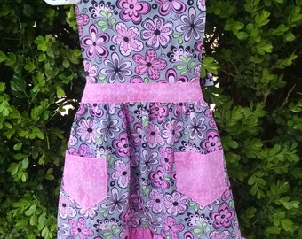 Girls Apron, Girls Spring Apron with Pockets, Pink Toddler Apron