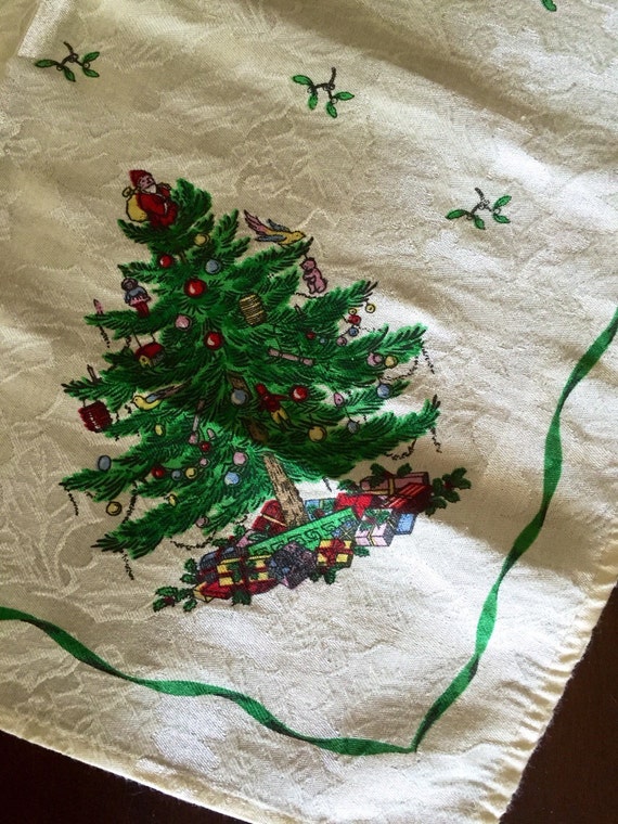 spode christmas tree fabric cloth napkin by notjustoldvintage spode christmas tree fabric cloth napkin by notjustoldvintage