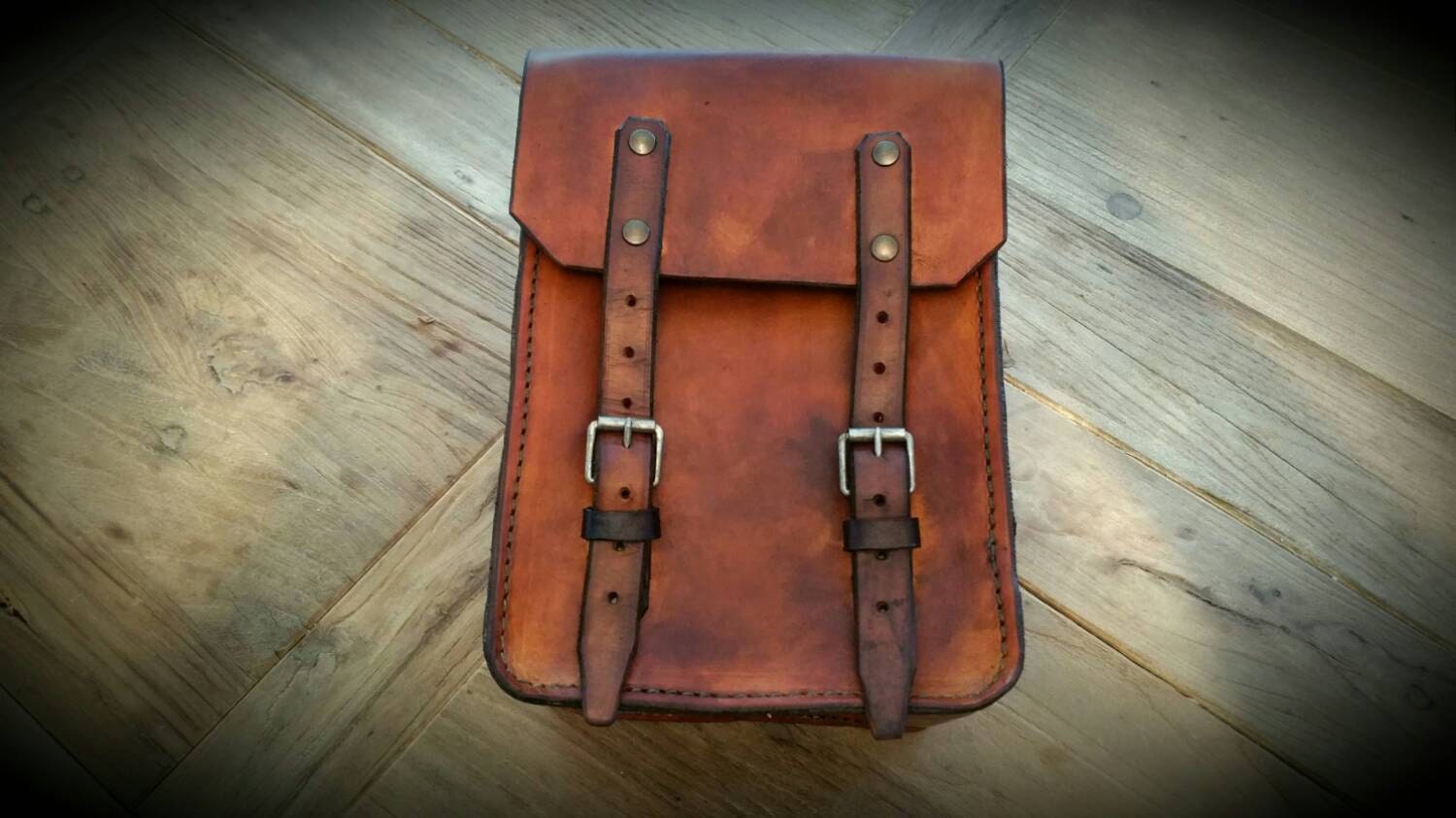 cafe racer leather bag