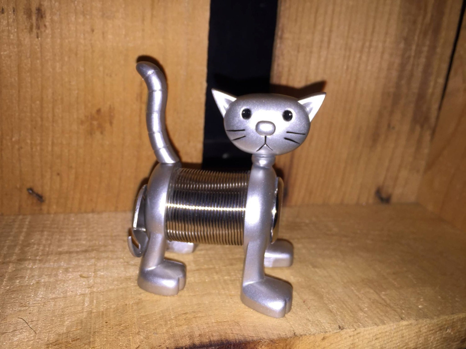 slinky cat toy