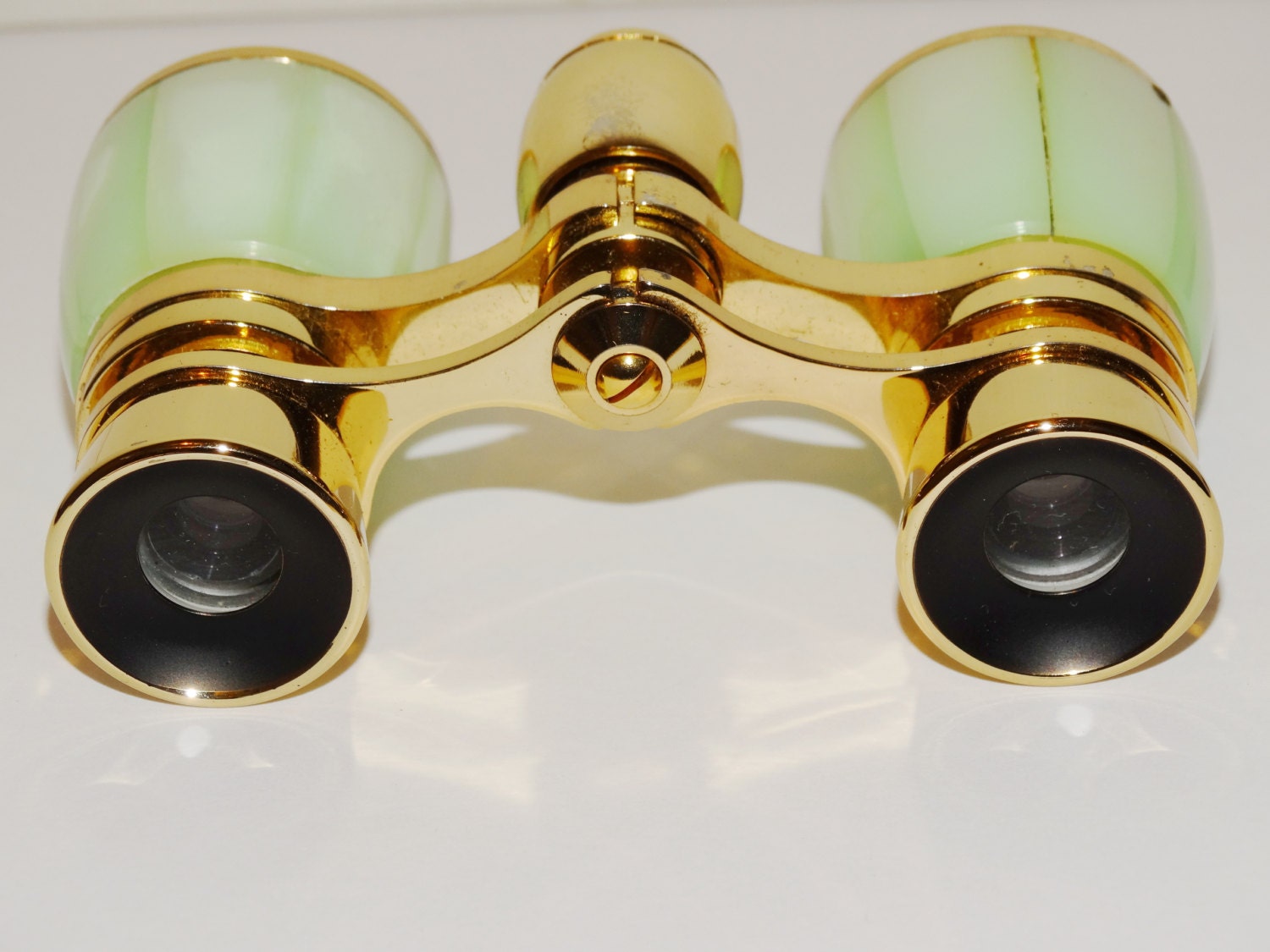Free Shipping Vintage Opera Binoculars Gold tone Mother of