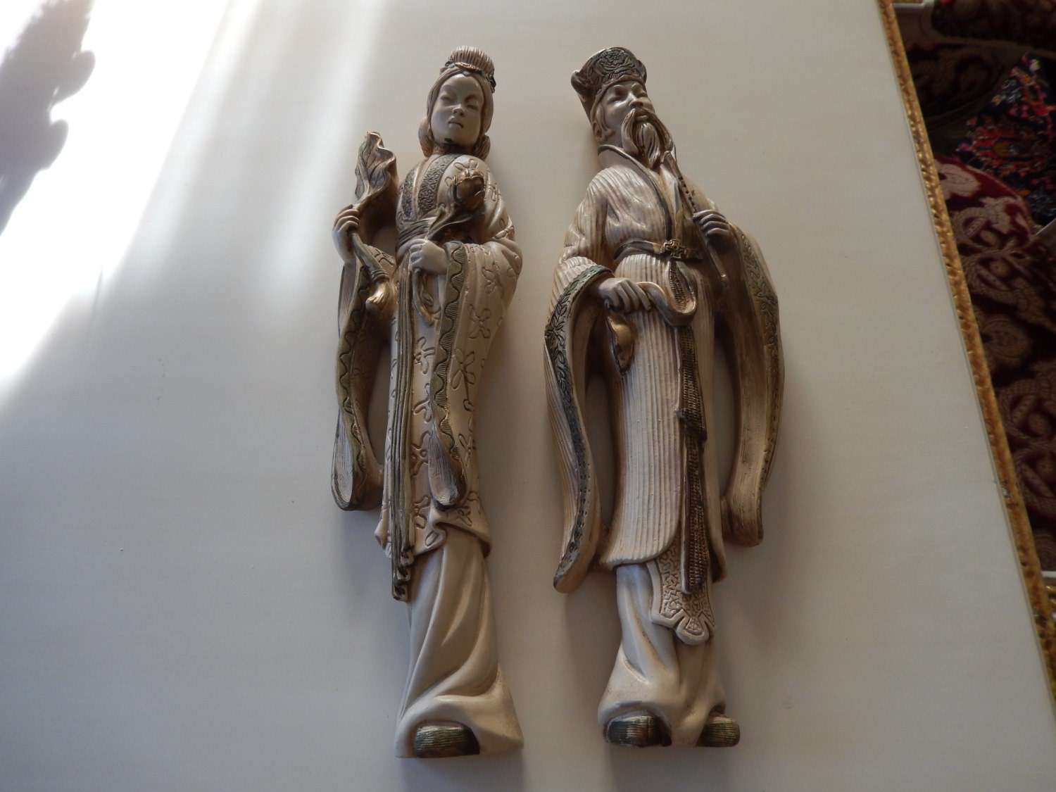 CHICAGO ILLINOIS UNIVERSAL Statuary Corp Figurines