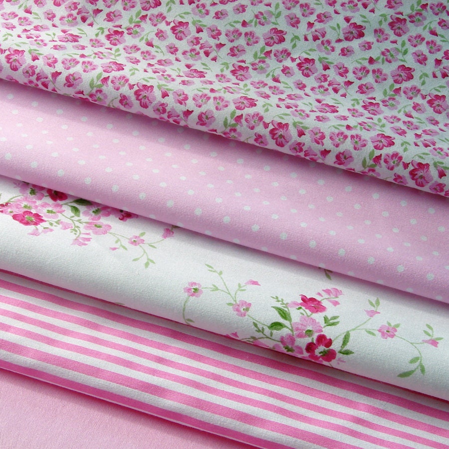 SALE Fat Quarter Fabric Bundle PINK Quilt by CraftSuppliesnMore