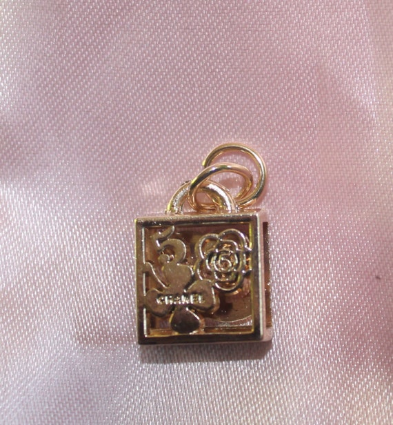 Chanel CC/5 Zipper Pull/Purse Charm