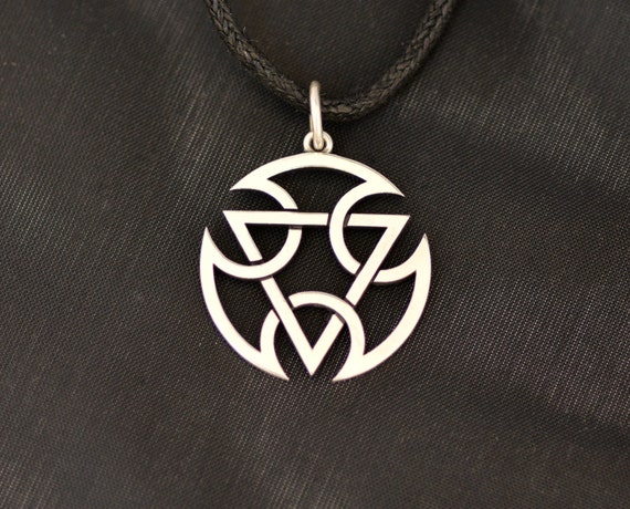 Sub Zero Pendant Medallion