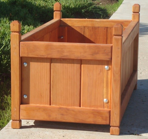 Items similar to Wood Solid Planter Box on Etsy