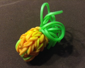 Items similar to Rainbow Loom - Minecraft-Inspired ZOMBIE Bracelet ...