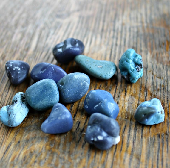 Leland Blue Beach Stones Dozen Shades of Blue