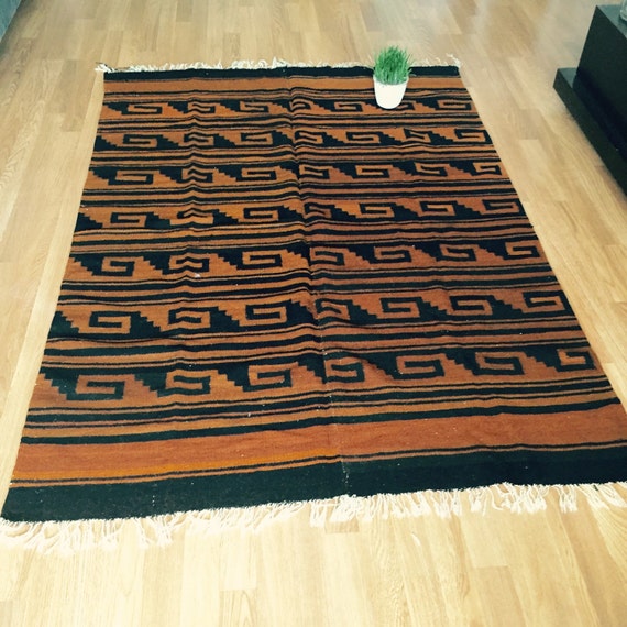 Displaying Your Rugs With Southwestern Rug Wall Hangers