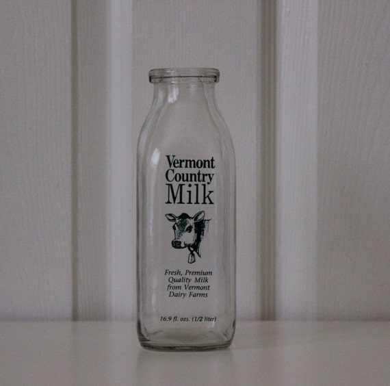 Vermont Country Milk Vintage Bottle by elitasvintage on Etsy