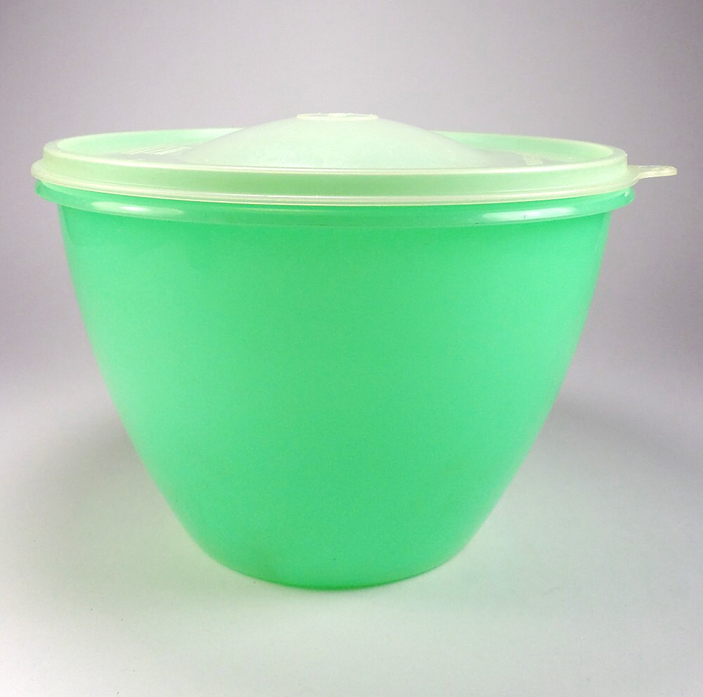 Vintage Lettuce Keeper CrispIt Tupperware Storage Bowl