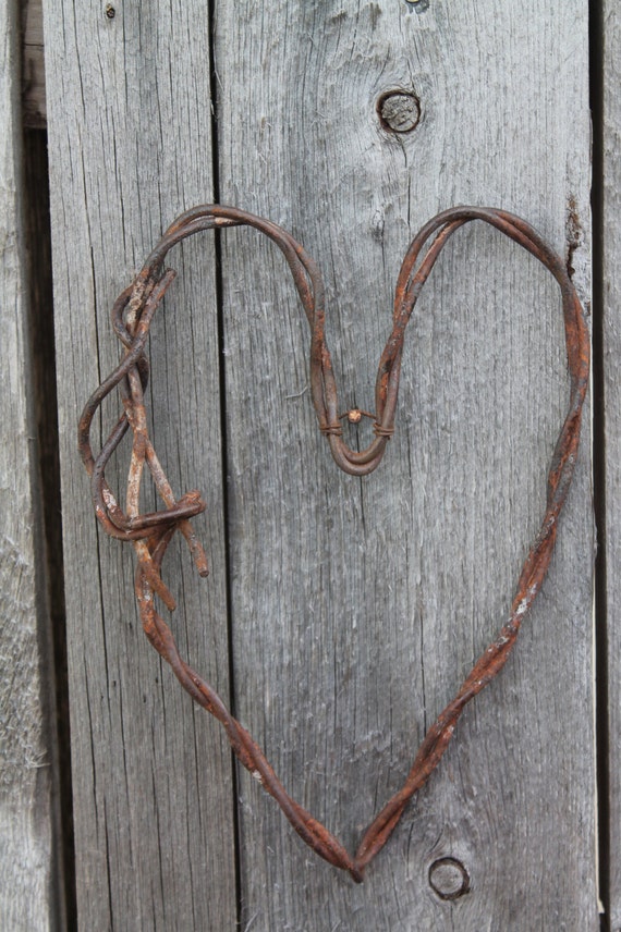 handmade rusted wire heart hanging wall decor