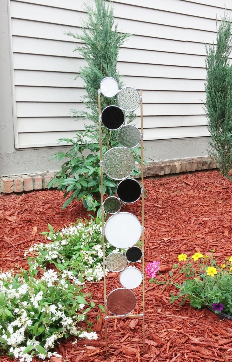 Stained glass garden art stake white black gray outdoor garden