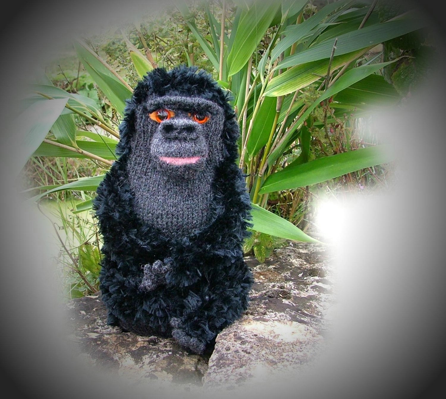 MOUNTAIN GORILLA toy knitting pattern by Manvell Pdf